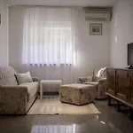 Appartement In With Terrace, Air Conditioning, Wi-fi, Dishwasher Lopar