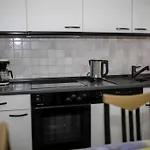 Appartement In With Terrace, Air Conditioning, Wi-fi, Dishwasher *