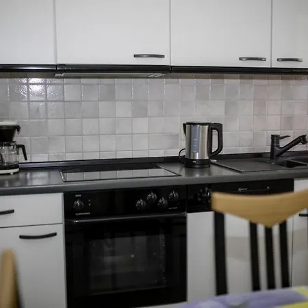 Apartman In With Terrace, Air Conditioning, Wi-fi, Dishwasher *