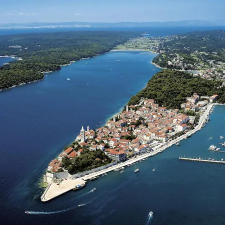 In With Terrace, Air Conditioning, Wi-fi, Dishwasher アパート ロパール