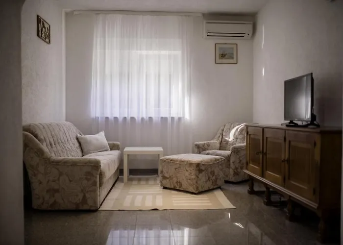 Appartamento In With Terrace, Air Conditioning, Wi-fi, Dishwasher Lopar