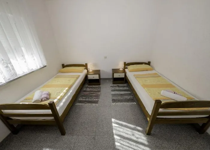 In With Terrace, Air Conditioning, Wi-fi, Dishwasher Appartamento